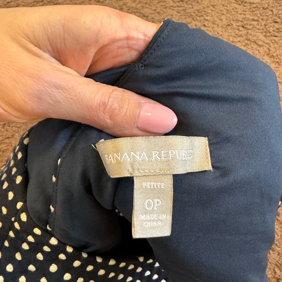 2 FOR $20 Banana Republic navy blue polka dot lined peplum top open back 0P $75 - Picture 4 of 9